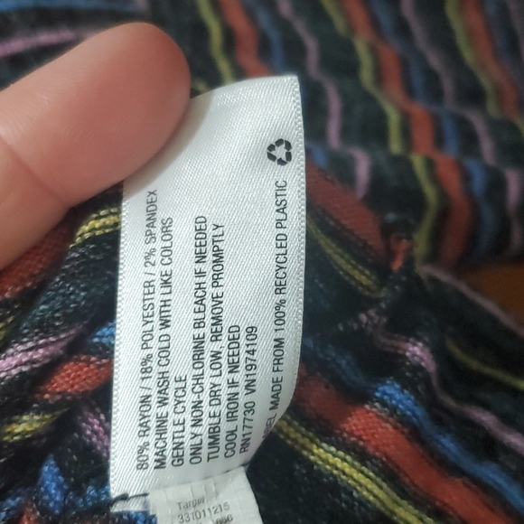 Crop top - Picture 3 of 4